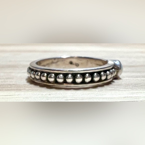 Vintage Designer Signed SU Sterling Silver Gray Pearl Caviar Band Ring, Size 7.5 - Picture 5 of 10